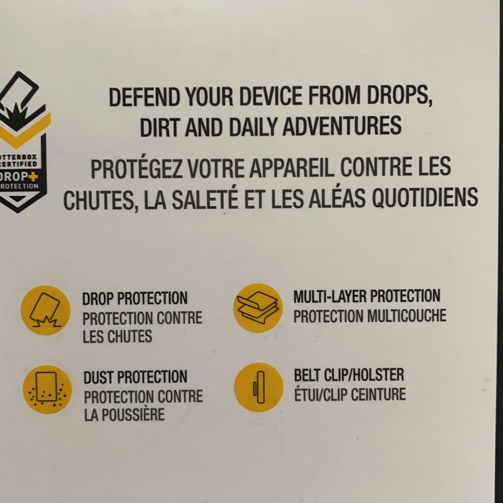 Otterbox Defender Rugged Protection screenless edition 11Pro Max - Picture 3 of 3